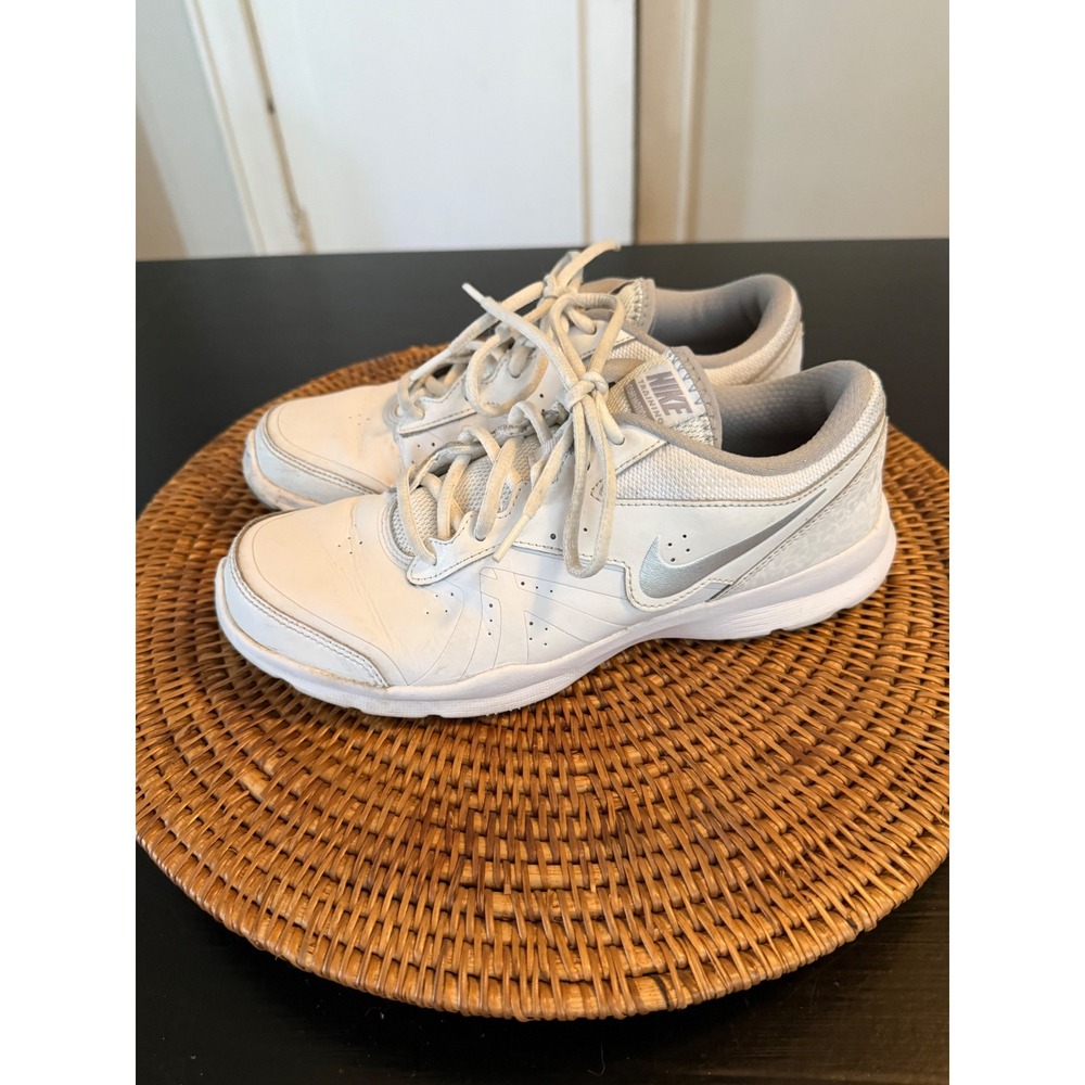 Nike Core Motion TR Womens Training Shoes White Metallic Silver Sneakers